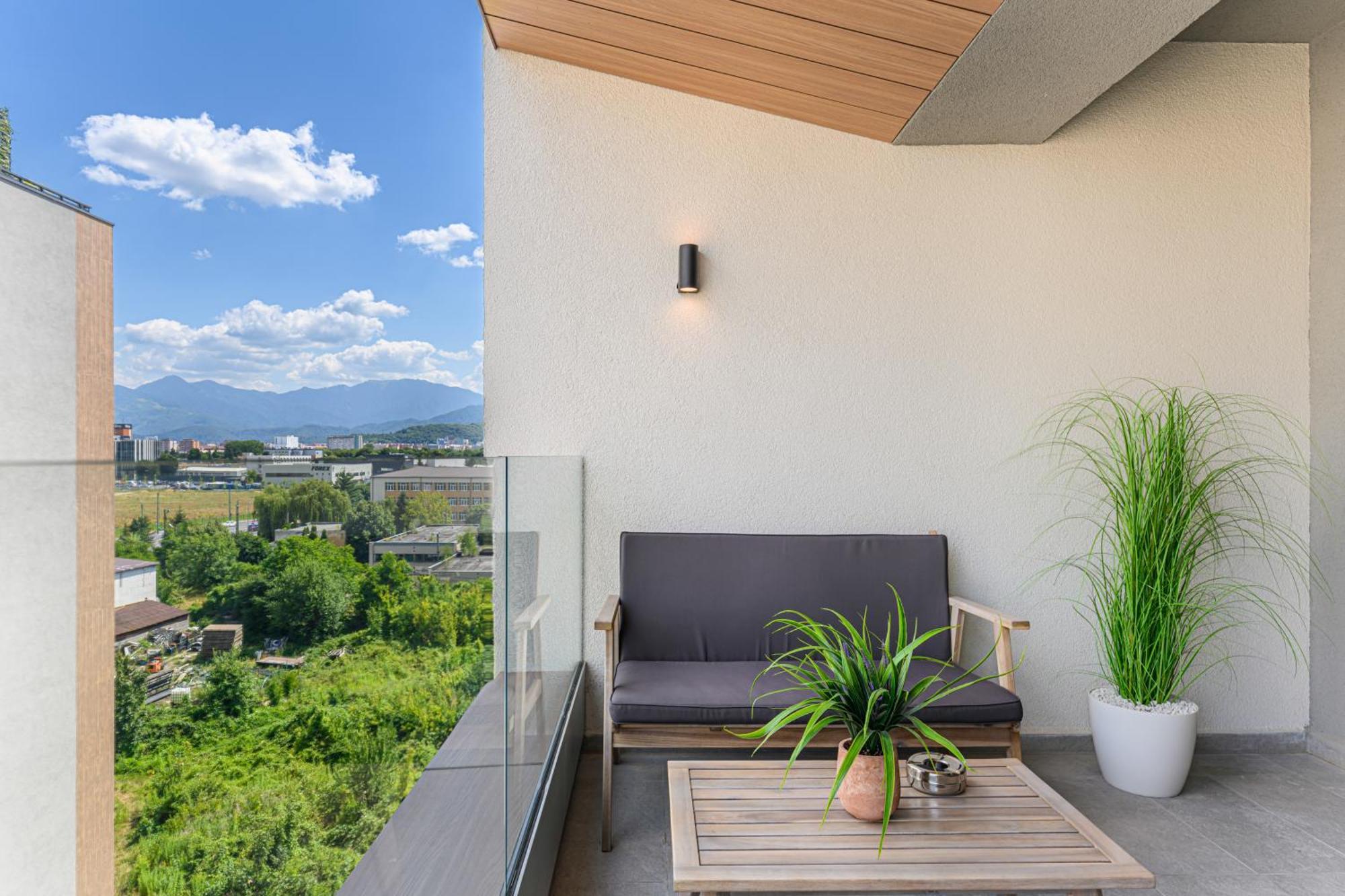 Luxury Landing Apartments Complex Qualis Braşov Eksteriør billede