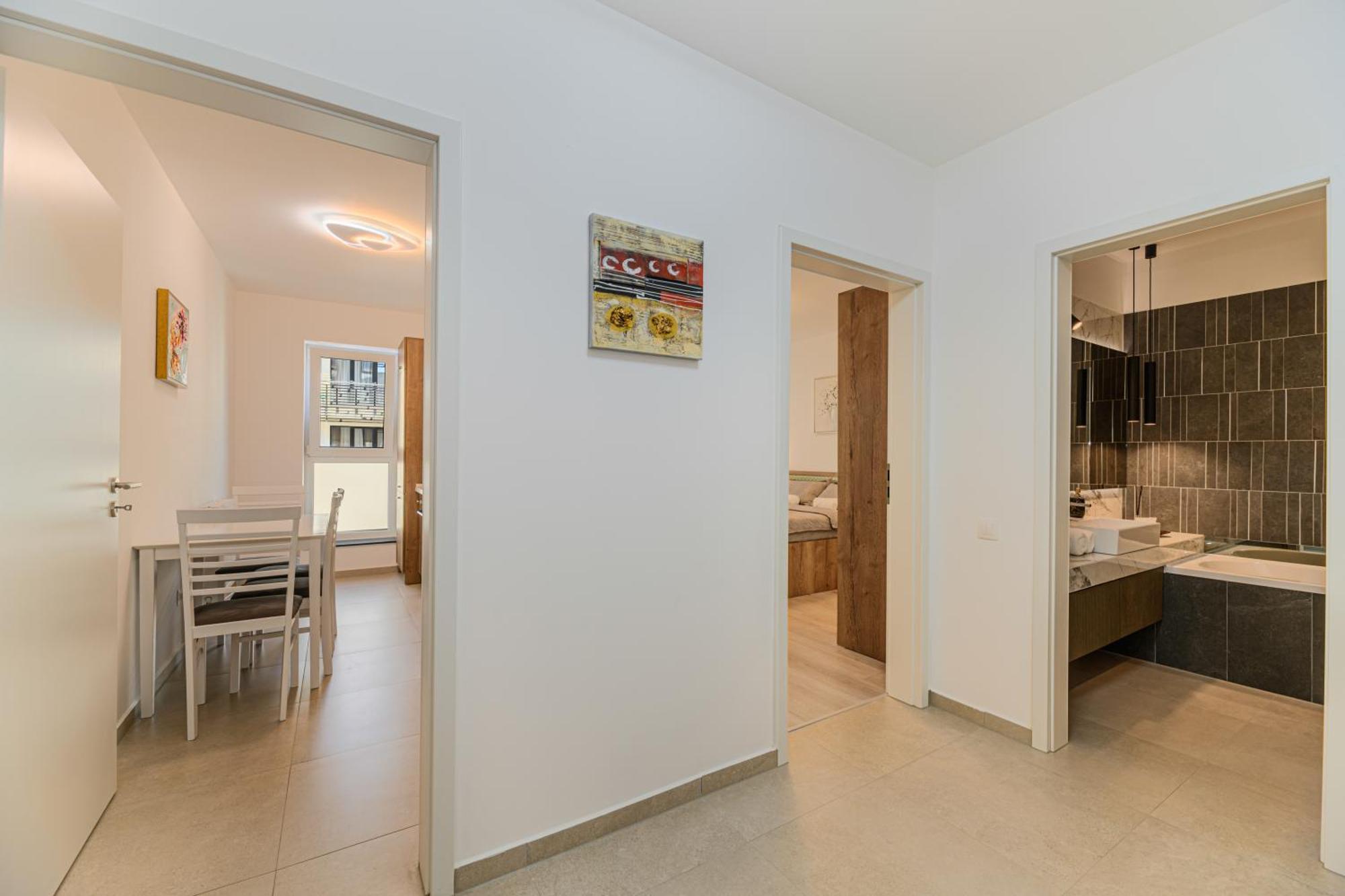Luxury Landing Apartments Complex Qualis Braşov Eksteriør billede