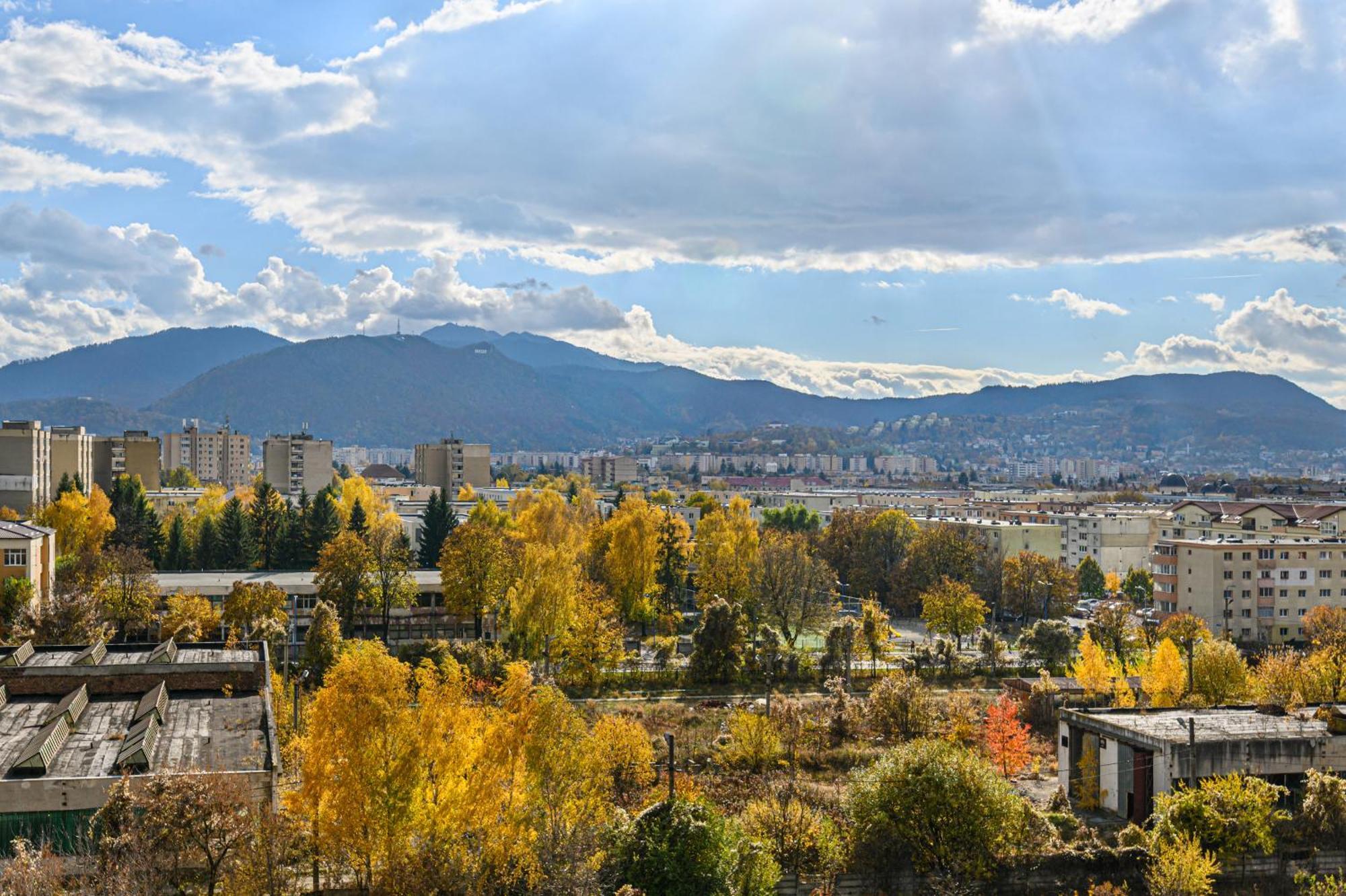 Luxury Landing Apartments Complex Qualis Braşov Eksteriør billede