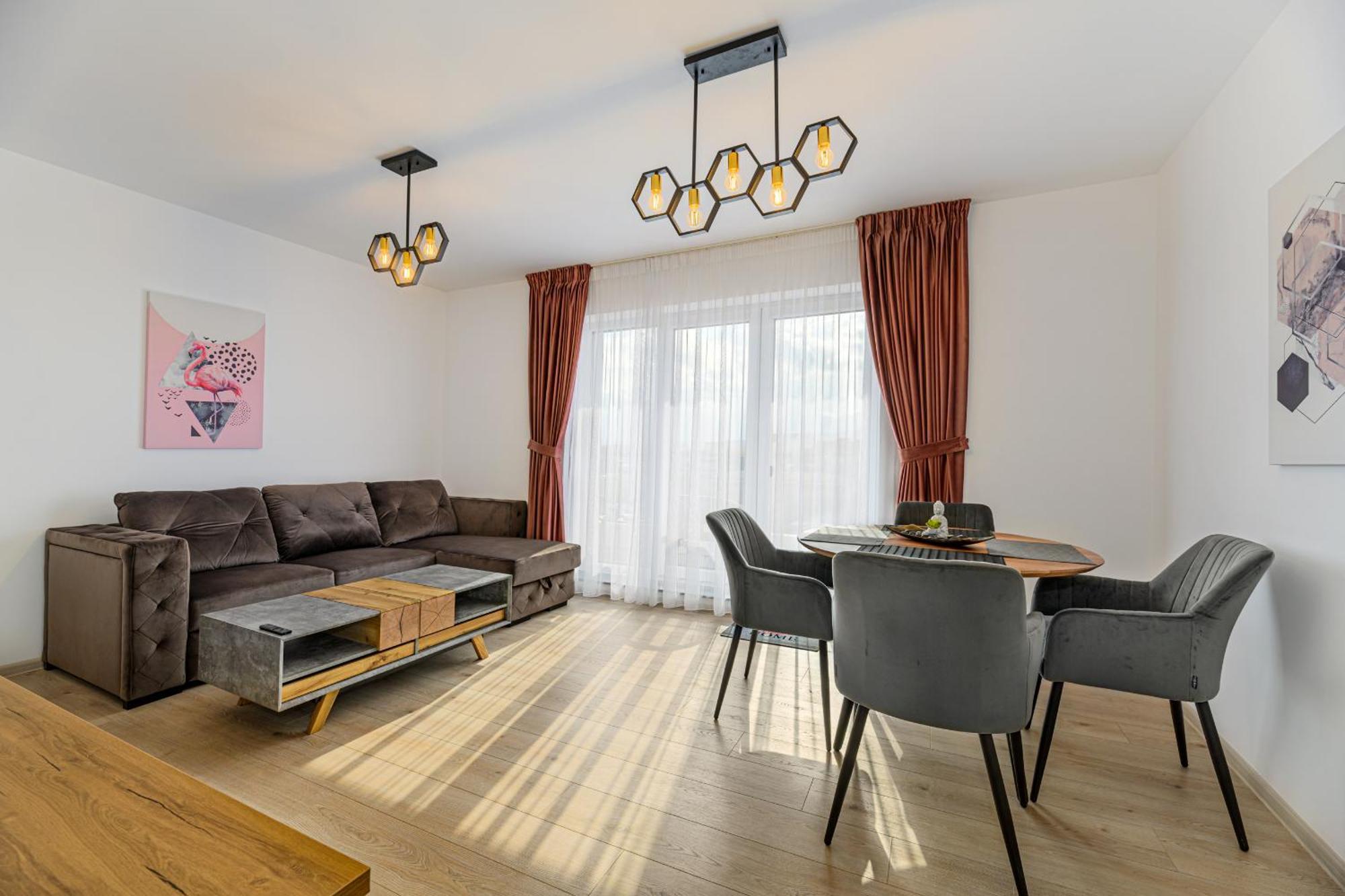 Luxury Landing Apartments Complex Qualis Braşov Eksteriør billede