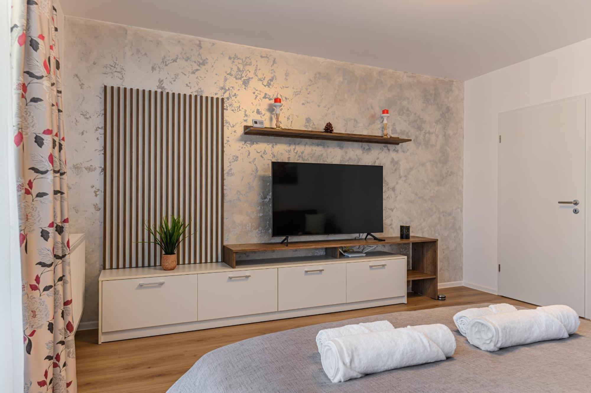 Luxury Landing Apartments Complex Qualis Braşov Eksteriør billede