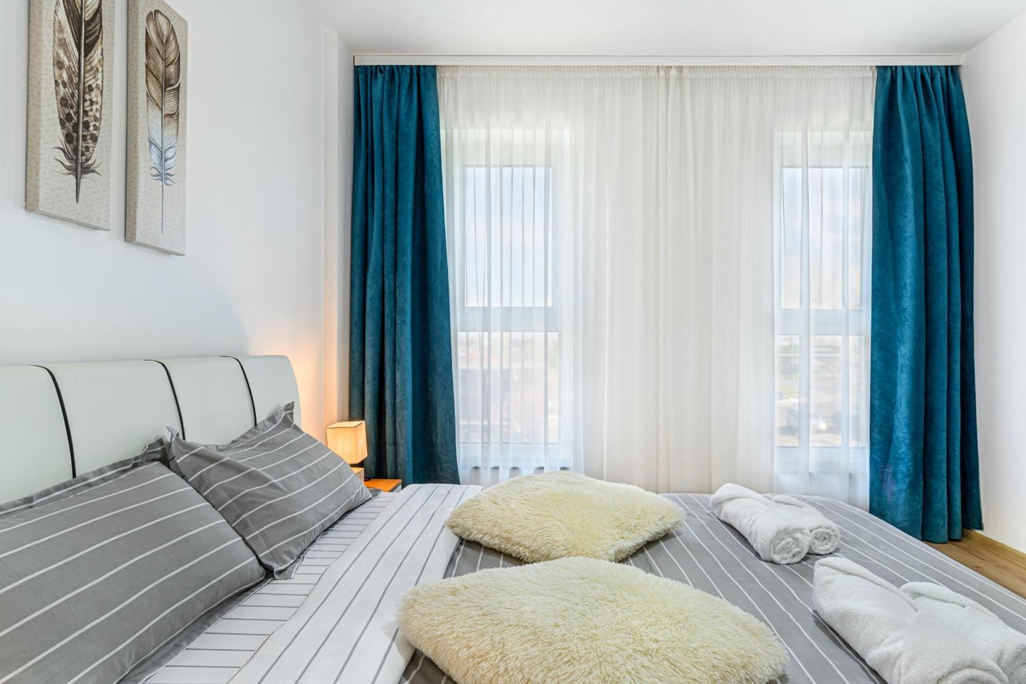 Luxury Landing Apartments Complex Qualis Braşov Eksteriør billede